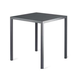 Triumph Trilogy Nivo tafel