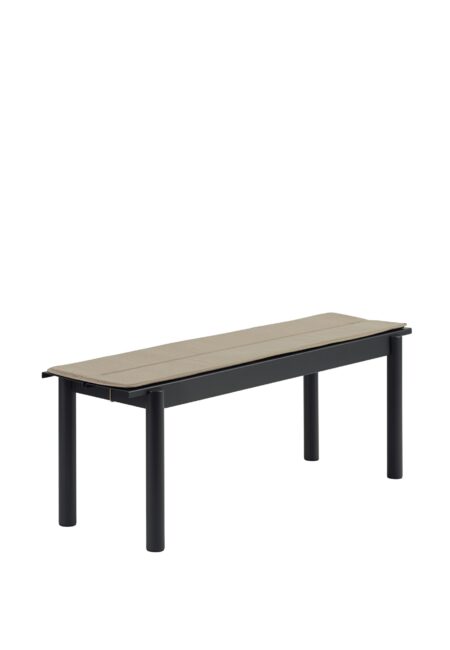 Muuto Linear Steel Bank Bench Zitkussen Staal Tuinmeubilair Zwart Projectmeubilair