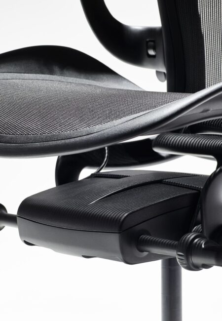 HermanMiller Aeron Oceanboundplastic Recyclebaar Bureaustoel Duurzaam Onyx Projectmeubilair mesh