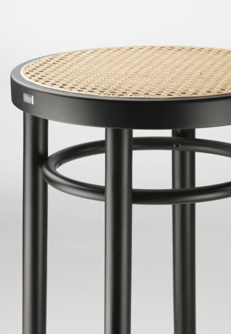 Thonet 204 Kruk Hout Eiken Projectmeubilair Detail